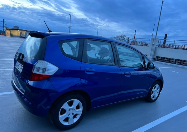 Honda Jazz cena 18500 przebieg: 175000, rok produkcji 2009 z Gliwice małe 232